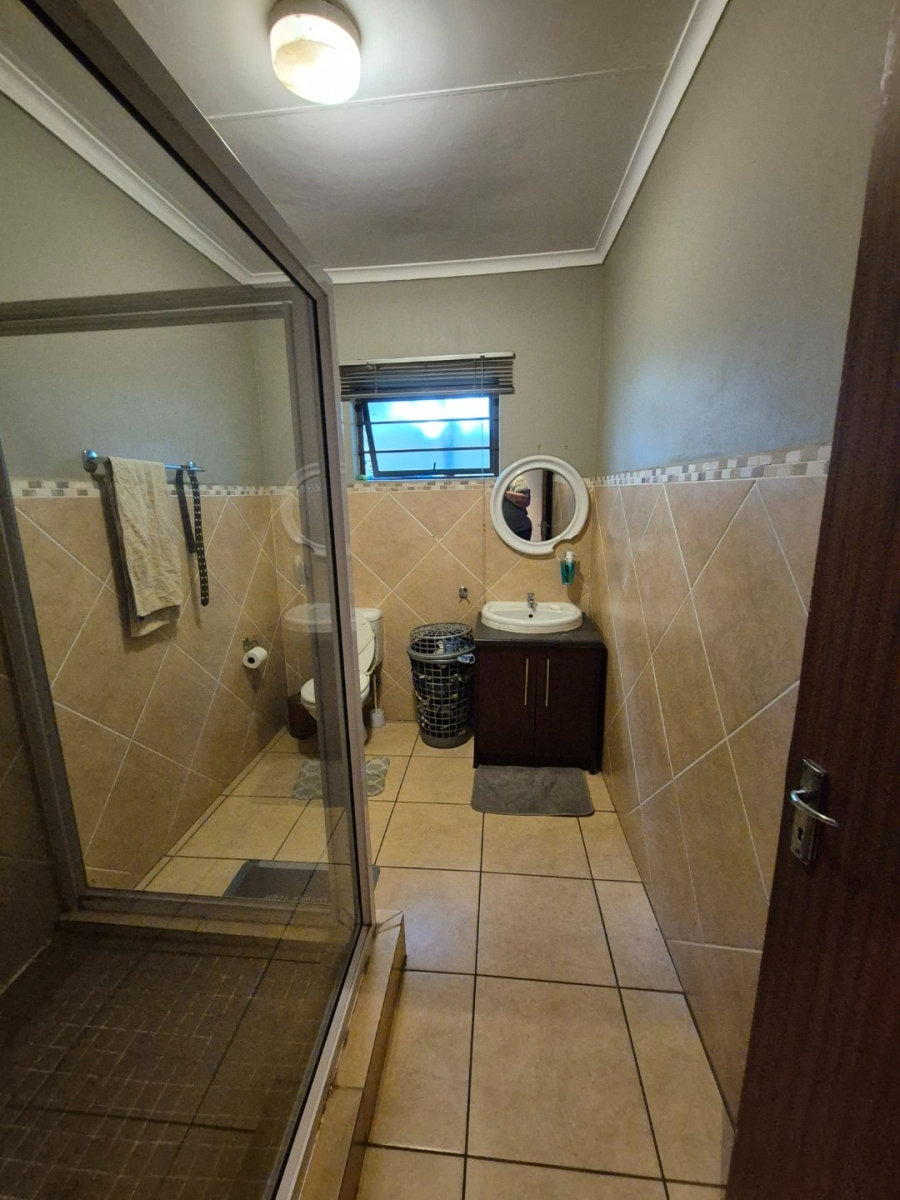 To Let 3 Bedroom Property for Rent in Universitas Ridge Free State